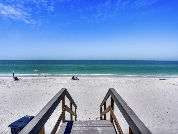 St Petersburg Beachfront Condo Rental Gulf Front Vacation Rental with Balcony